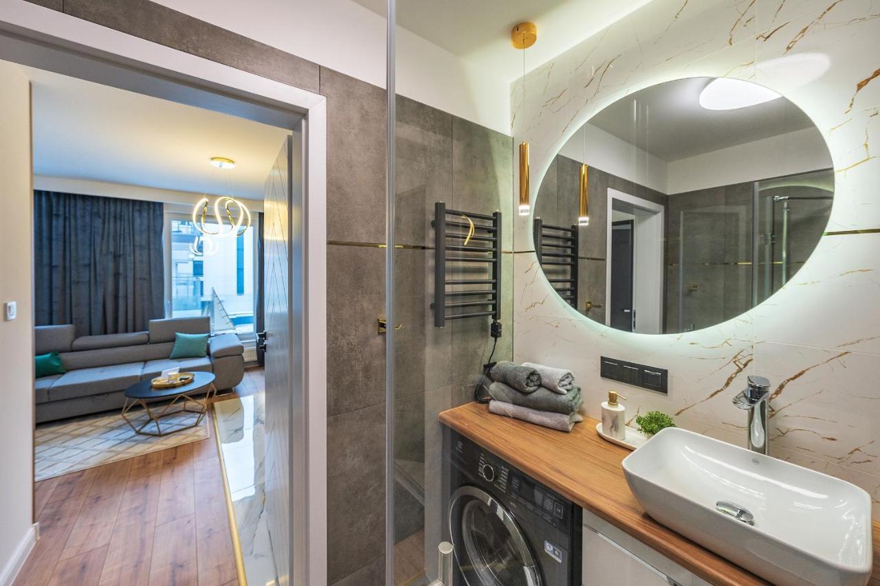 Glow Apartments, Letnica - Apartamenty Przystan Siodme Niebo グダニスク エクステリア 写真