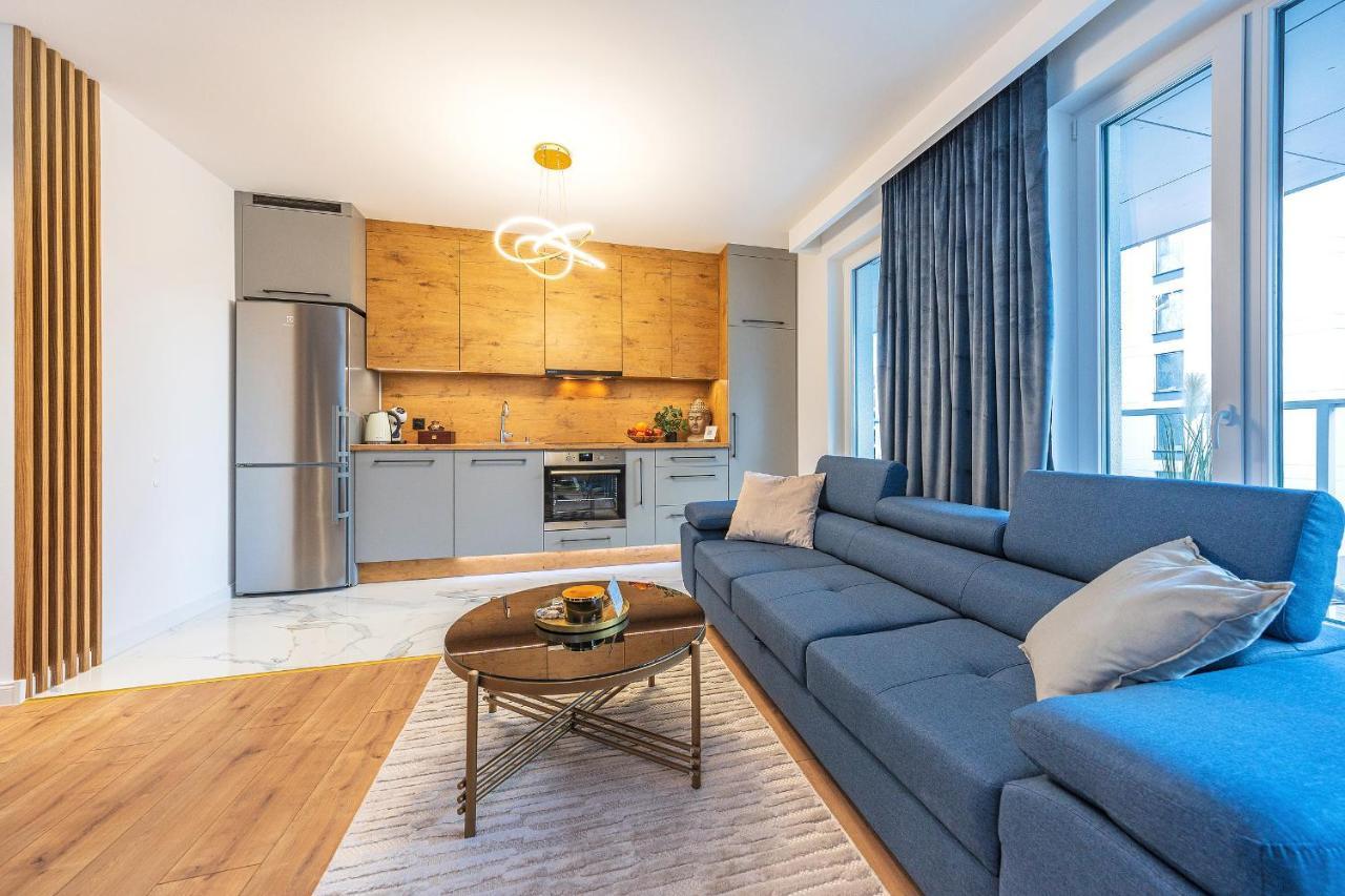Glow Apartments, Letnica - Apartamenty Przystan Siodme Niebo グダニスク エクステリア 写真